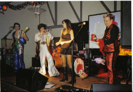 On stage with 'Das Fiasko'.jpg